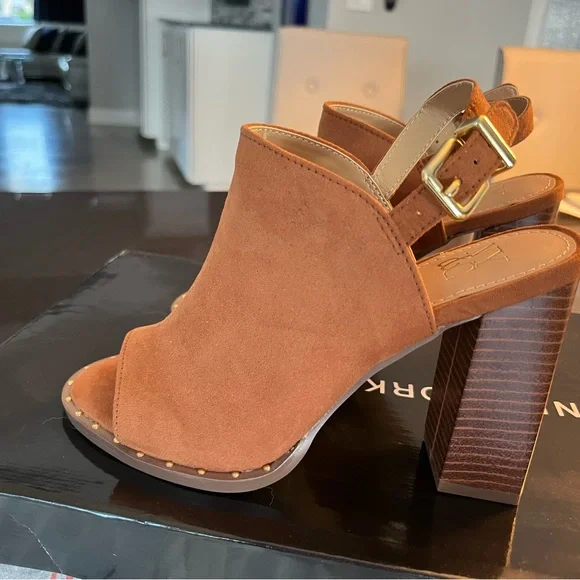 NY&C Sling Back Peep Toe Boot Brand New in Box Never Worn - Picture 2 of 10